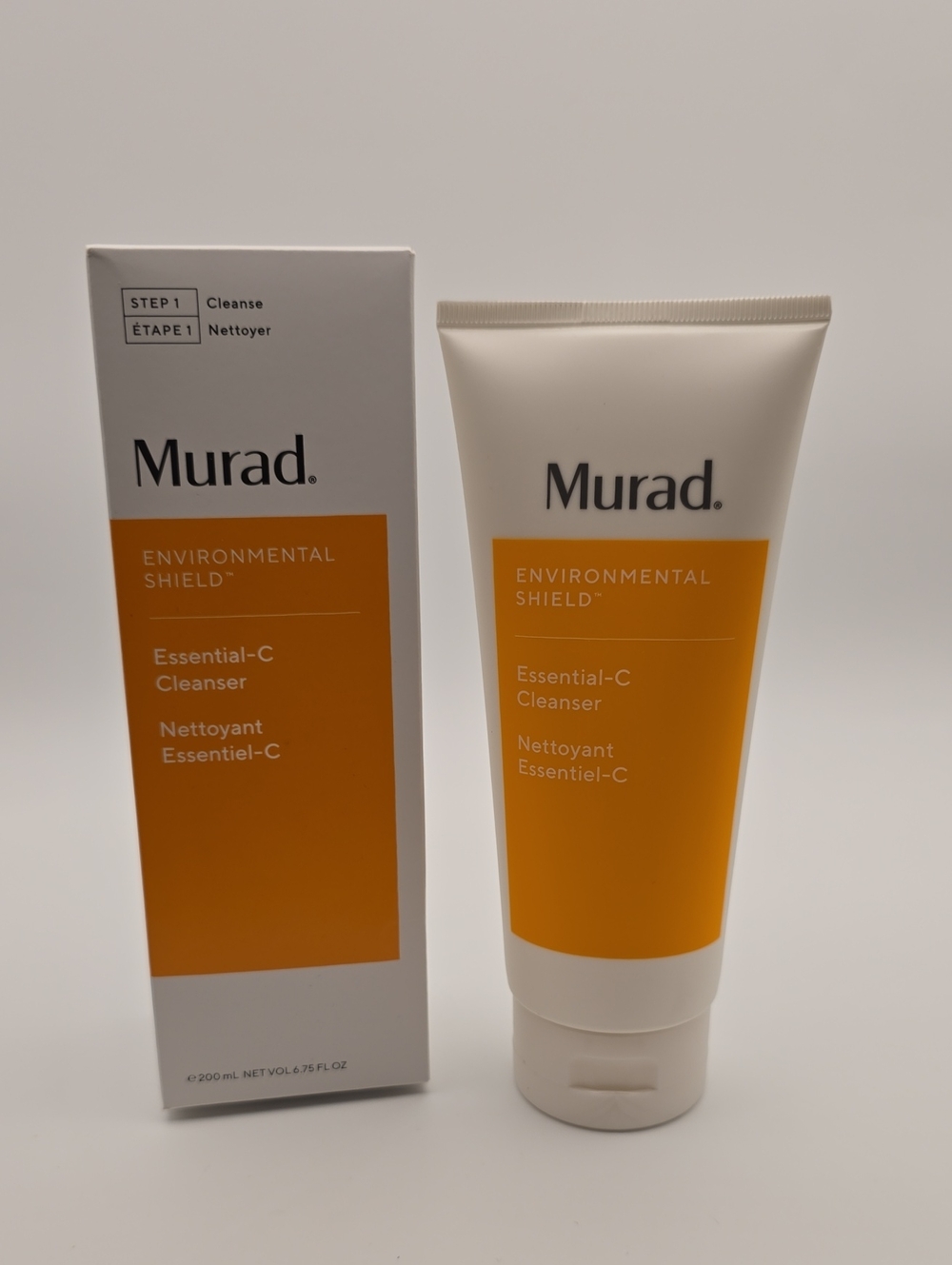 Murad Essential-C Cleanser L